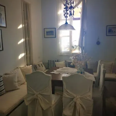 Tatil Evi Mary S Traditional Cycladic House Skaládhos